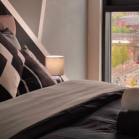 Penthouse Gem, Central, Scenic Views, Stylish, Modern, City Centre 2Br Sheffield Exterior foto